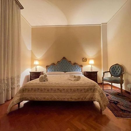Royal Suite - Near Station & City Center Modena Eksteriør bilde