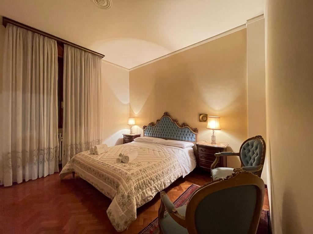 Royal Suite - Near Station & City Center Modena Eksteriør bilde