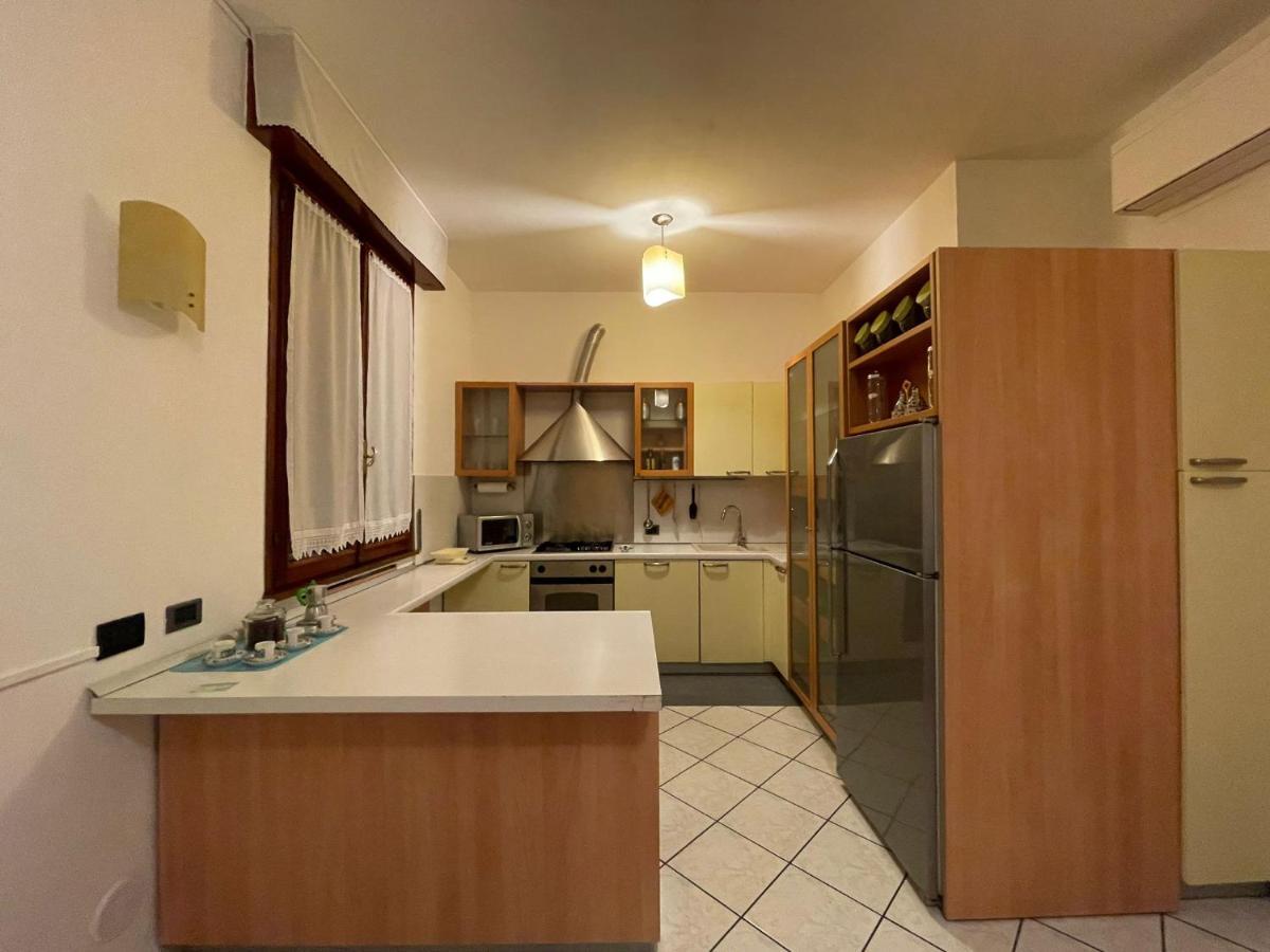 Royal Suite - Near Station & City Center Modena Eksteriør bilde